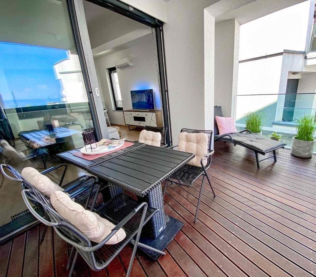 Seaview Apt Koper 2 Buitenkant foto